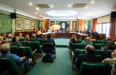 El Ayuntamiento homenajea a la Constitución Española en su 44 aniversario