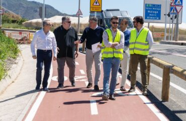 Finalizan las obras del carril bici entre la rotonda de Oasis de Capistrano y la entrada al Barranco de Maro