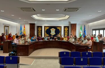 El Ayuntamiento de Nerja aprueba una moción institucional de apoyo al colegio Narixa
