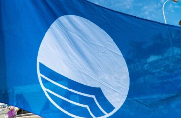 "Nerja, el municipio con mayor número de banderas  azules de la Costa del Sol Oriental-Axarquía"