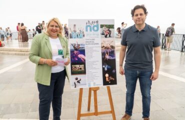 Nerjadanza celebra su vigésimo aniversario con espectáculos en el Balcón de Europa