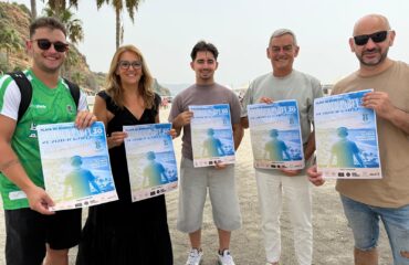 Nerja celebra el verano con una fiesta en la playa de Burriana