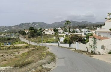 5 empresas optan a las obras de urbanización de calle La Colá en el entorno de la Urbanización Pueblo Rocío