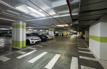 El Ayuntamiento completará el guiado de plazas libres del aparcamiento Balcón de Europa