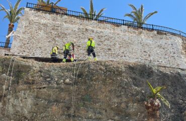 Se inician las obras de estabilización parcial del talud del Balcón de Europa