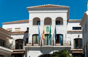Abril cierra con un nuevo descenso del paro