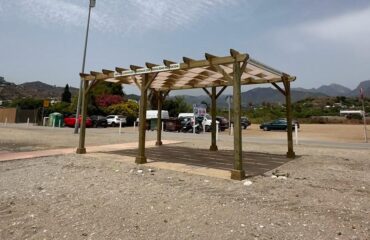 El Ayuntamiento refuerza la accesibilidad de las playas con nuevas zonas para persona con movilidad reducida