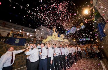 La procesión de la Virgen de las Maravillas pone el broche a la Feria de Maro 2026